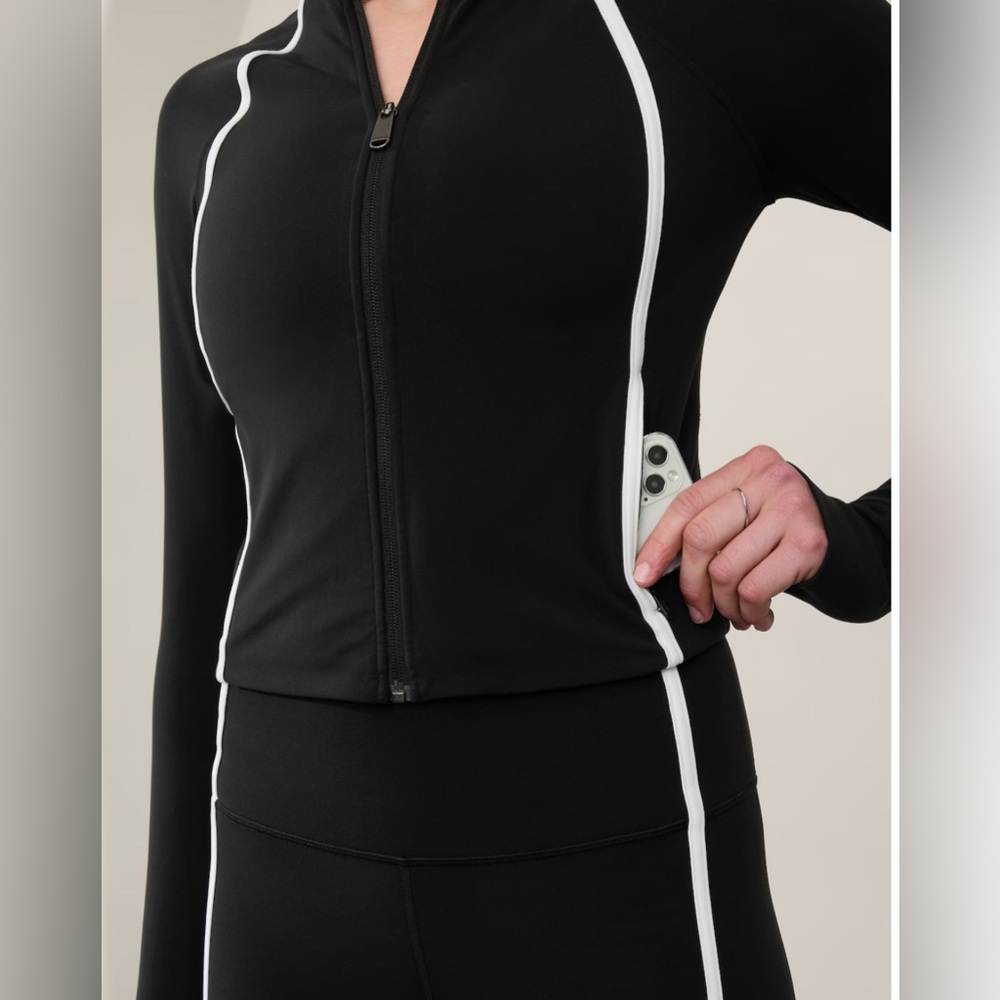 Athleta Salutation Crop Jacket